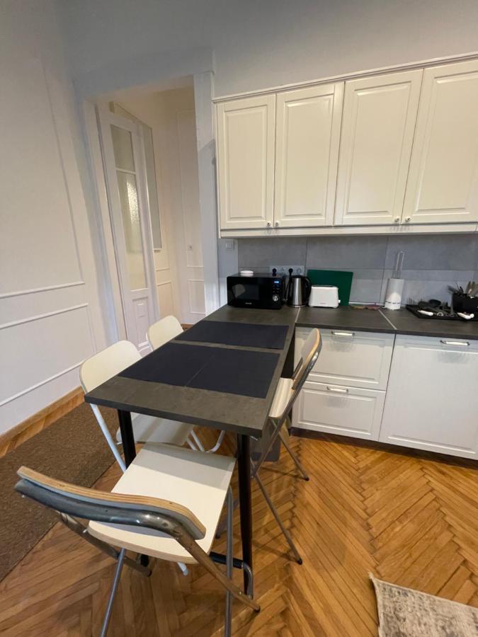 בודפשט Flower Apartment מראה חיצוני תמונה